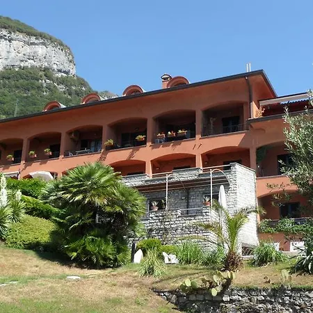 Apartment Lago *